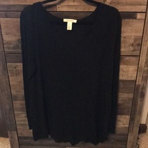 White House black market v-neck tunic